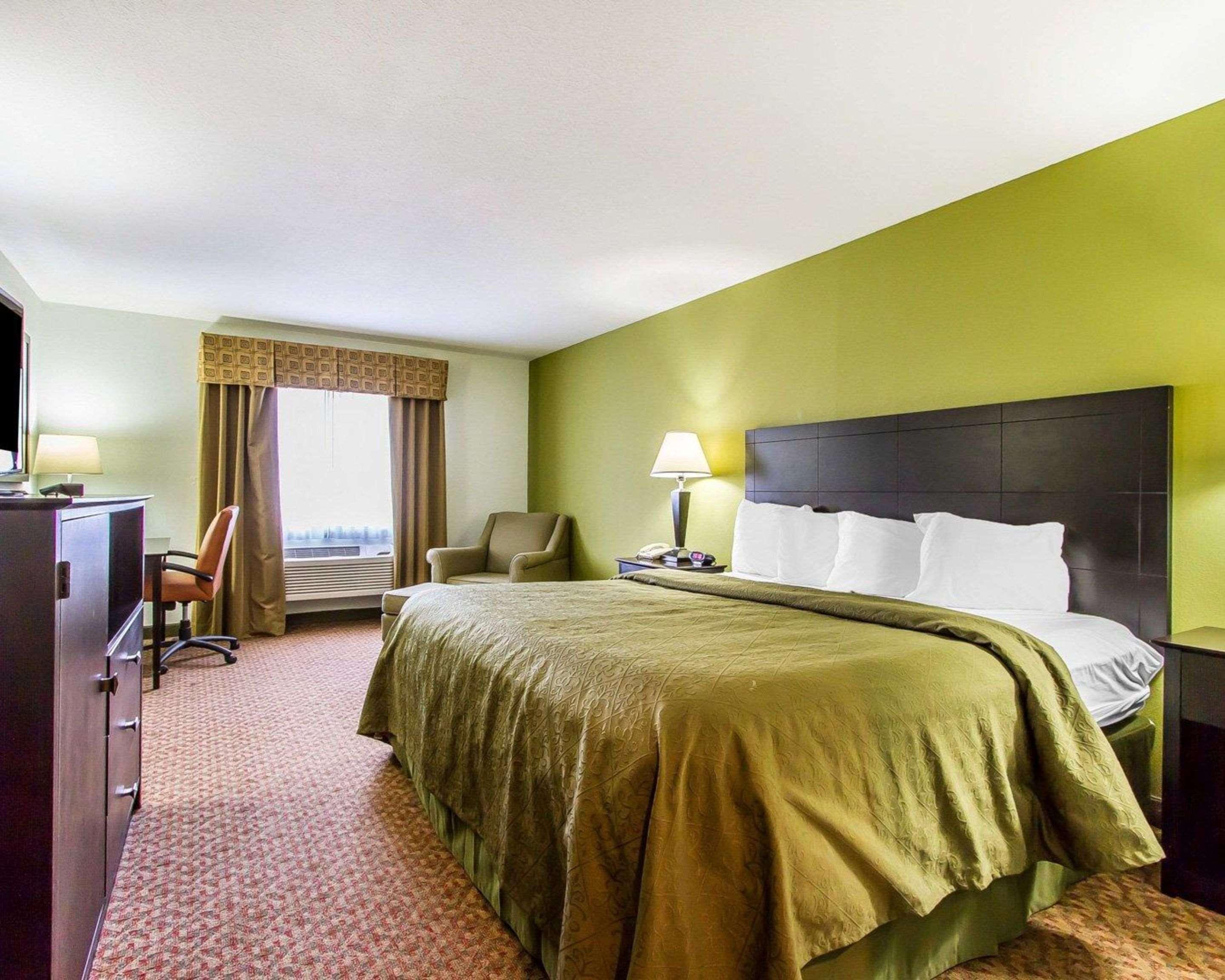 Quality Inn Pontiac Il Экстерьер фото
