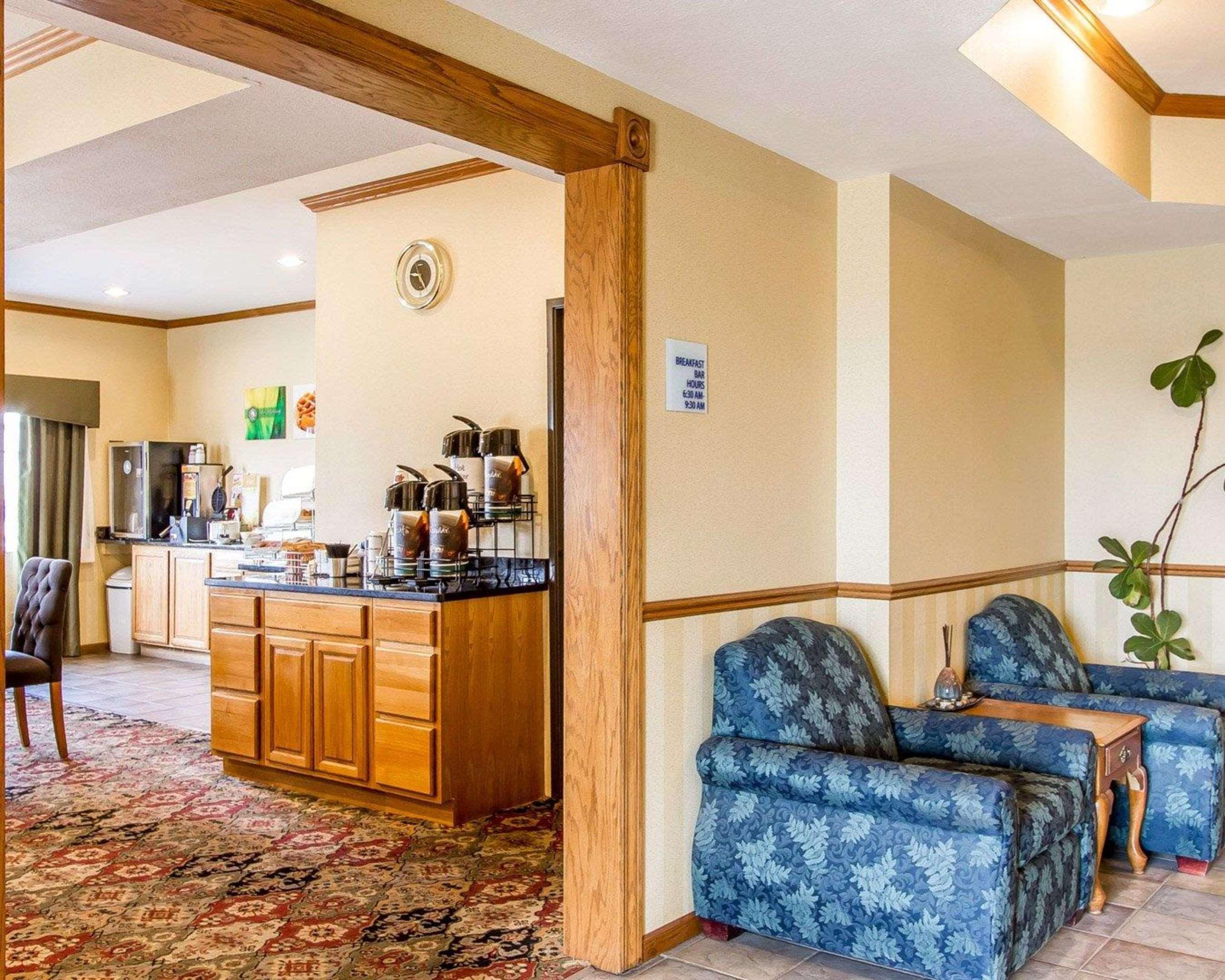 Quality Inn Pontiac Il Экстерьер фото