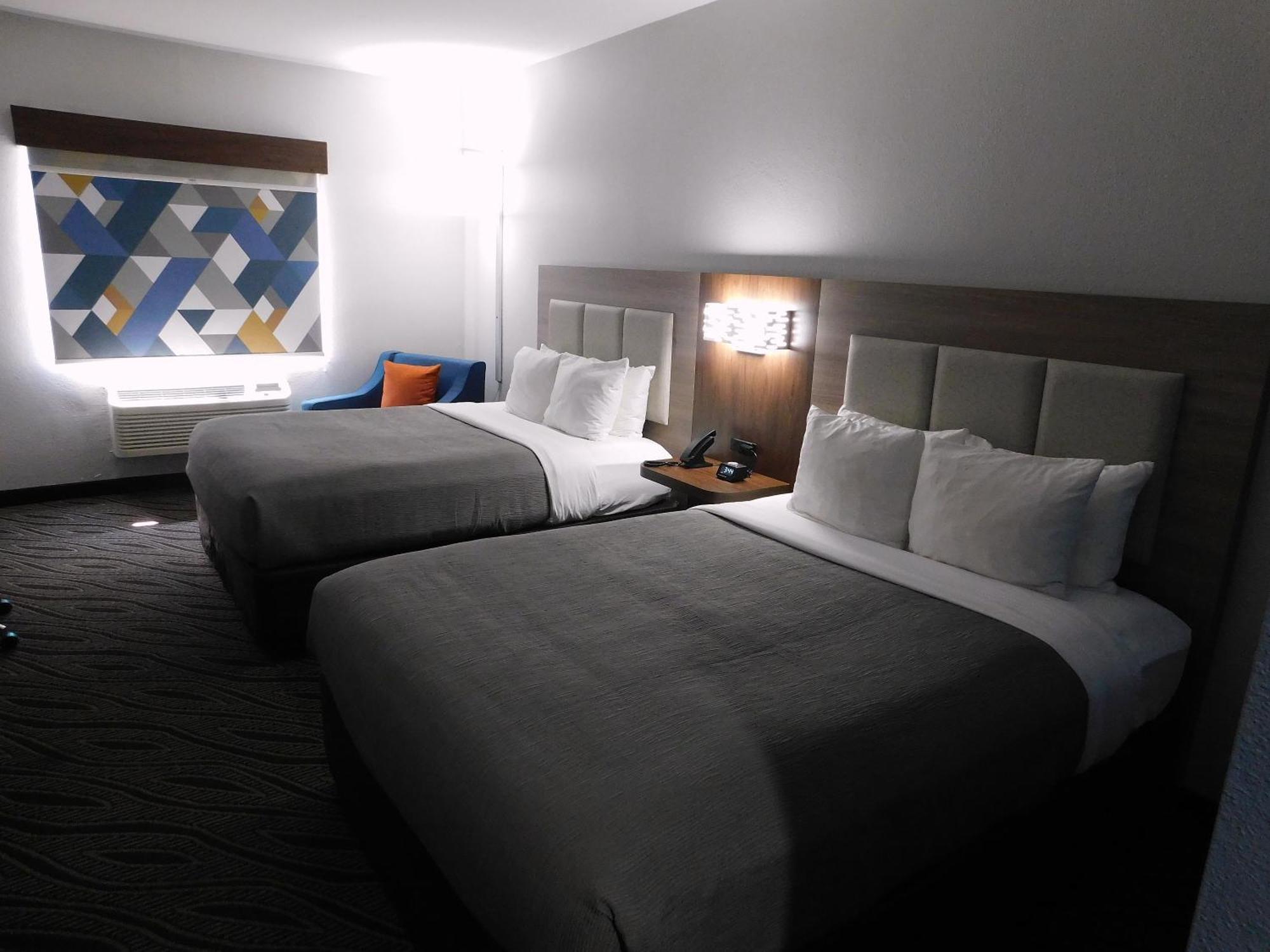 Quality Inn Pontiac Il Экстерьер фото