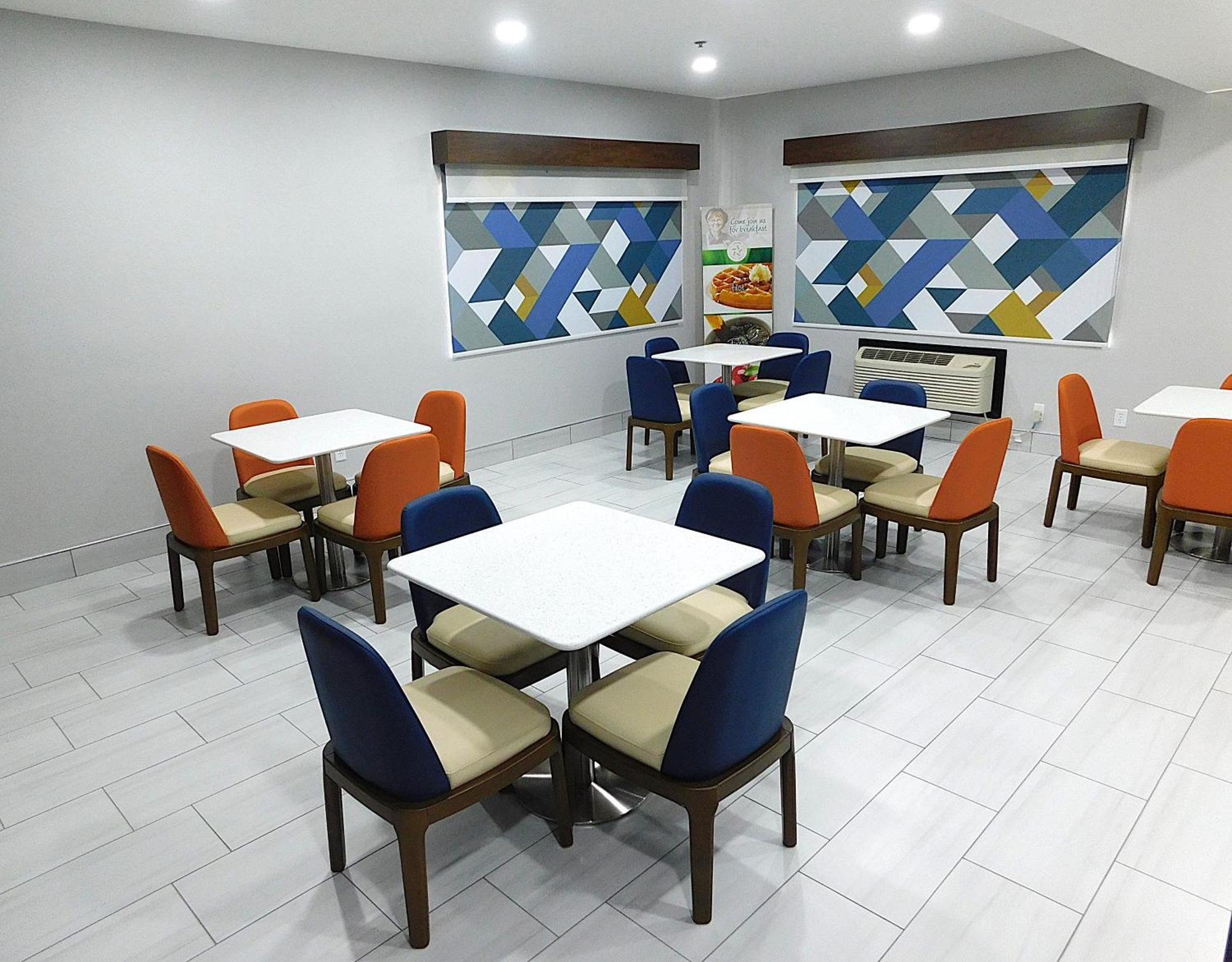 Quality Inn Pontiac Il Экстерьер фото