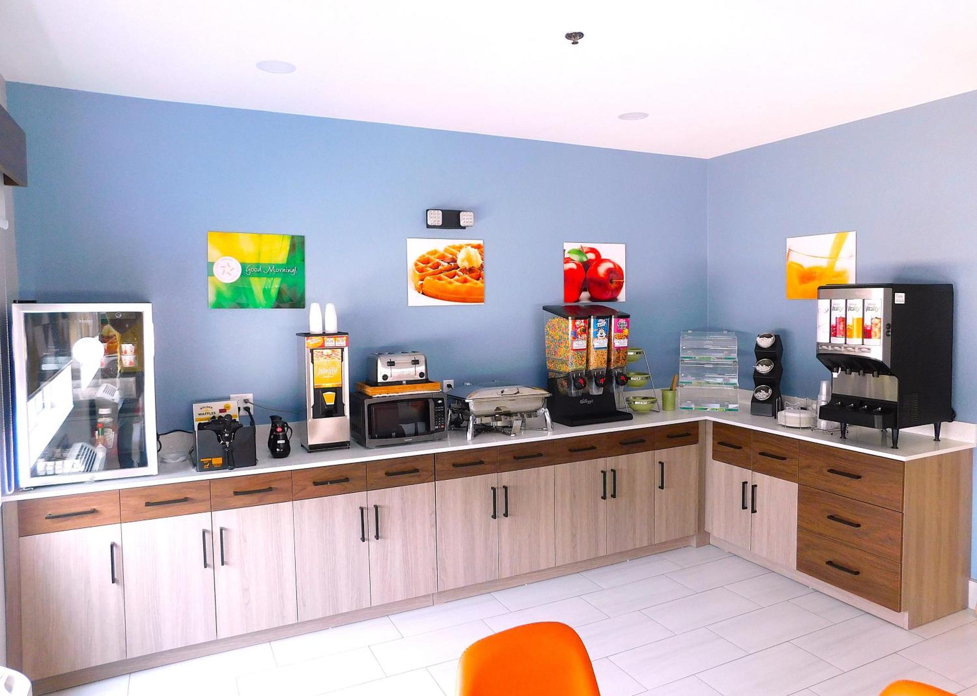 Quality Inn Pontiac Il Экстерьер фото